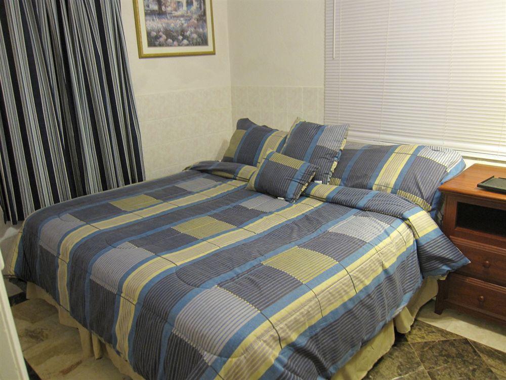 The Blue Wave Hotel Hollywood Kültér fotó